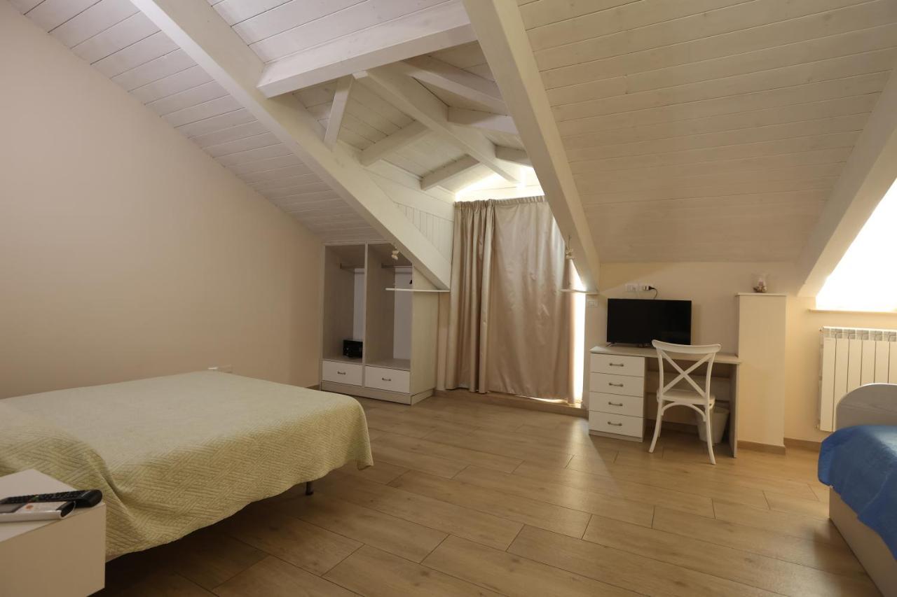 B&B Oliveto カゼルタ エクステリア 写真